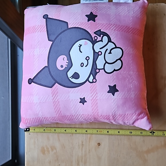 KUROMI TRAVEL CLOUD PILLOW - Picture 10 of 12